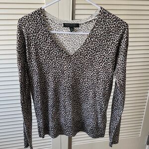 Banana Republic Women's Black and White Animal Print Long Sleeve Top